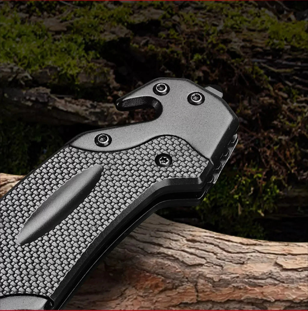Multifunctional Folding Pocket Knife – High-Hardness Blade for Camping & Outdoor Use