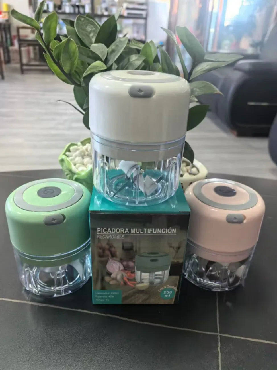 250ml USB Rechargeable Compact Electric Mini Food Processor Portable Grinder For Garlic Onion Vegetables Spices Baby Food Househ
